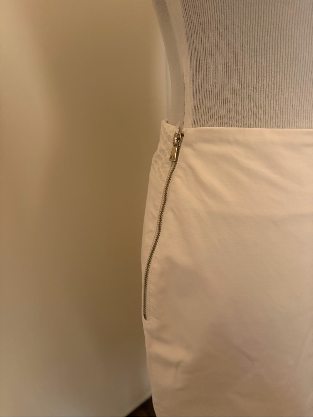 Bebe Clean White High-Waist Pencil Skirt View 3